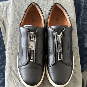 Frye Lena Zip Low Black Women’s 9.5 M
